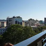 Double Room Central Apartment With Balcony